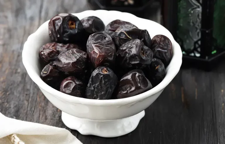 Kurma Ajwa Aliya